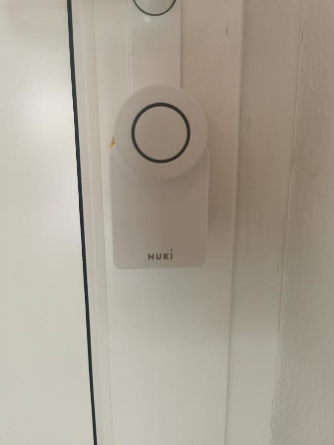 Schoene Und Ruhige Wohnung Direkt An Der Mosel Coblença Exterior foto