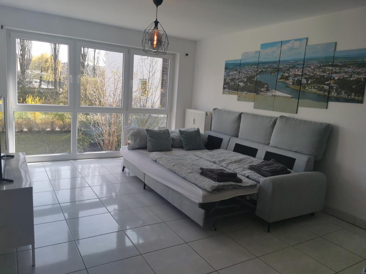 Schoene Und Ruhige Wohnung Direkt An Der Mosel Coblença Exterior foto